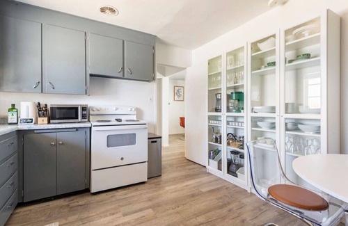 Northeast Heights Casa | Ikea Design House | Uptown Trendy & Safe