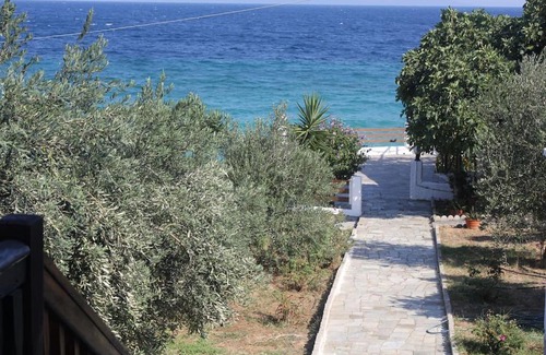 Volos Casa | ikia thalassini (beachfront house),Volos,Velanidia