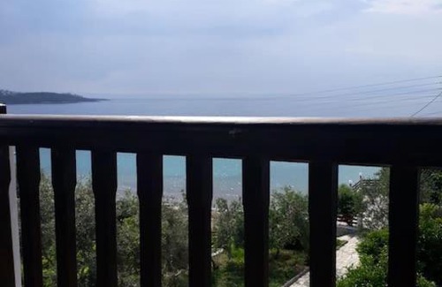Volos Casa | ikia thalassini (beachfront house),Volos,Velanidia