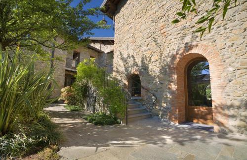 Arlate Casa | Il Borgo - 1711 Luxury Guest House