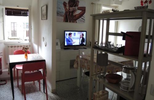 Potenza Picena Casa | Il Buchetto Casa vacanza centro storico Potenza Picena
