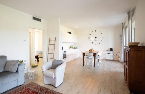 Colà Di Lazise Apartamento | Il Cascinale 3 swimming pool, wi-fi, Astra sat TV, thermal baths and Gardaland
