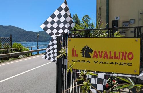 Brusimpiano Casa | Il Cavallino, sul lago Ceresio