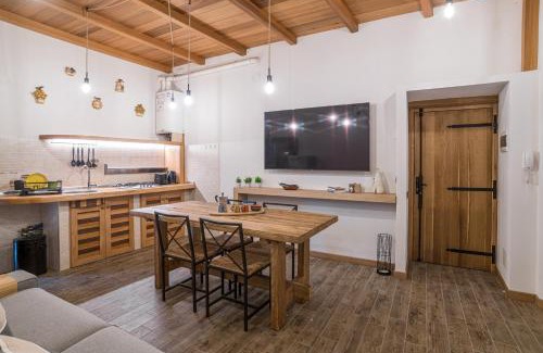 Moltrasio Apartamento | Il Cedro, cozy house for 4