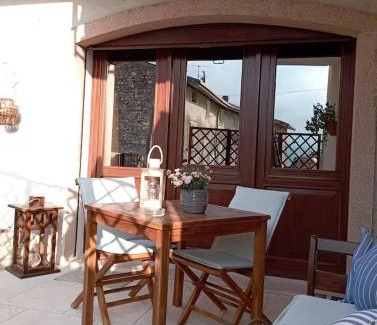 Roina Apartamento | Il Cortiletto Gardesano