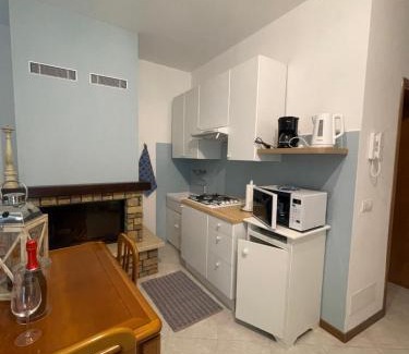 Roina Apartamento | Il Cortiletto Gardesano