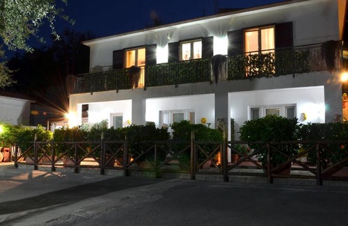 Schiazzano Cama Y Desayuno | Il Cottage B&B