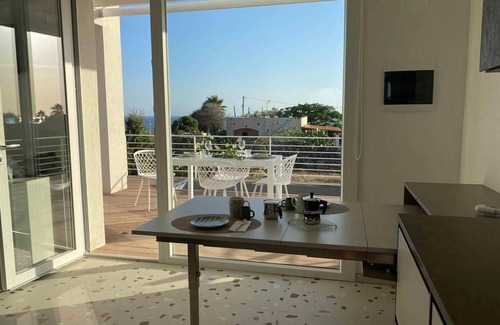 Marina di Felloniche Casa | Il Cubo - One Bedroom House, Sleeps 3