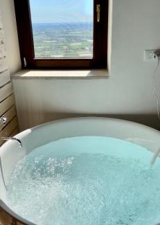 Norma Apartamento | il Fienile Suite con terrazza panoramica a strapiombo