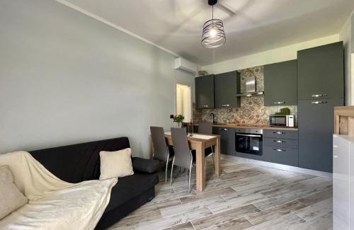 Loano Apartamento | [Il Gabbiano] Bilocale con Piscina, Garage e A/C.