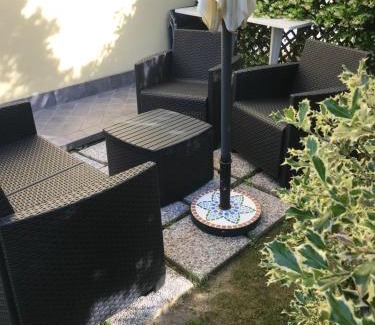 Arona Apartamento | Il Gelsomino di Via Leopardi