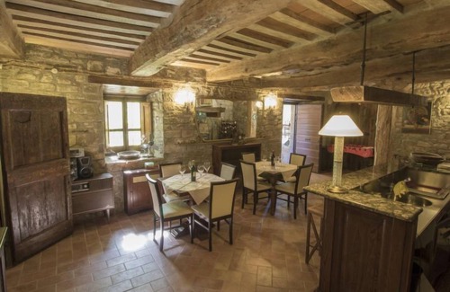 Montelovesco Casa | Il Giardino Dei Semplici by Interhome