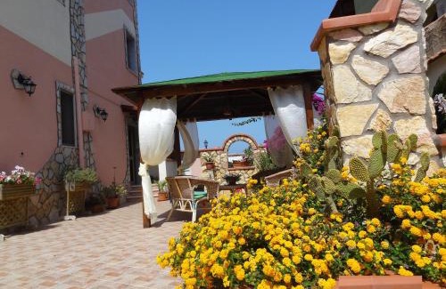 Casa Santa Cama Y Desayuno | Il Giardino del Sole - Erice mare