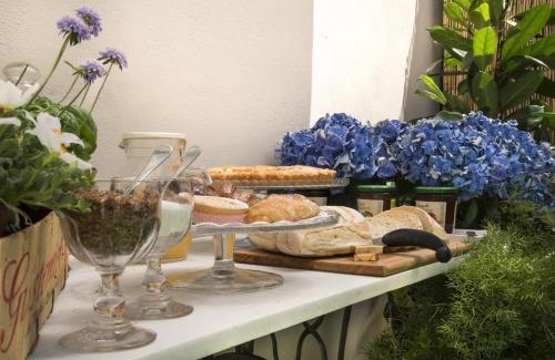 Cascine-La Croce Cama Y Desayuno | Il Giardino di Ortensia B&B