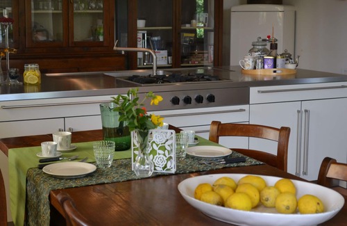 Castelvetro di Modena Cama Y Desayuno | Il Giardino B&B