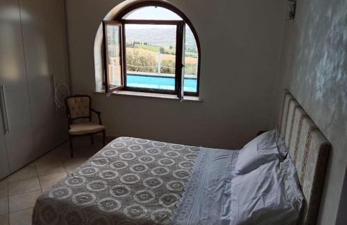 Marsciano Casa | Il giglio perlato