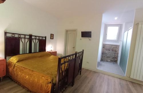Castelmezzano Cama Y Desayuno | Il Glicine