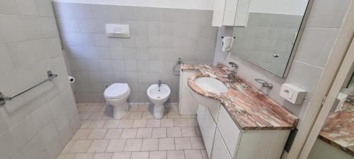 Lesa Casa | Il Grifo Guest House