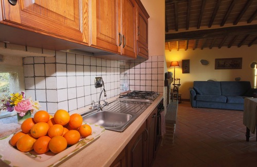 Creti Cabaña | Cabaña Il Leccio con piscina y jardín panorámico