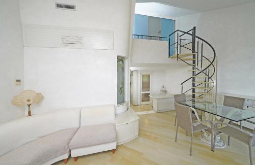 Padenghe sul Garda Apartamento | Il Melagrano A12 by Wonderful Italy