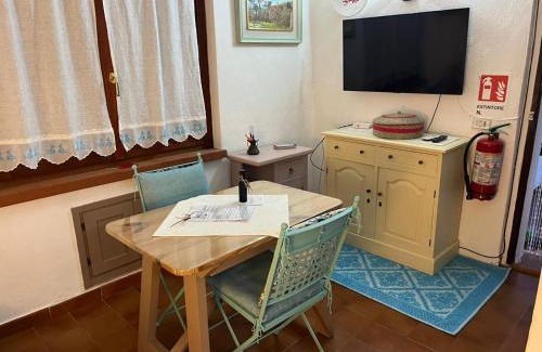 Baia Sant'Anna Apartamento | Il Mirto di Maria- La Villetta