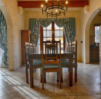 Santu Pietru Casa | Il-Misrah Farmhouse