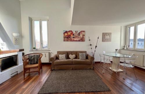 Rione IV Campo Marzio Apartamento | Il Palazzetto di Via della Frezza