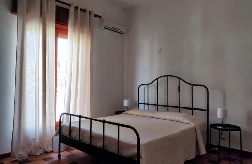 Sampieri Casa | Il Patio - Villa indipendente con ampio cortile e giardino interno