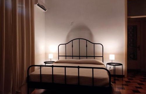 Sampieri Casa | Il Patio - Villa indipendente con ampio cortile e giardino interno
