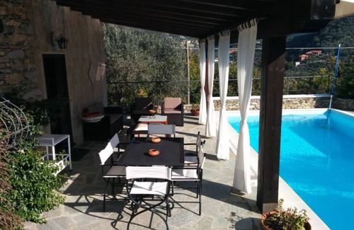 Vescina Apartamento | Apartamento en prestigiosa villa con piscina privada citra 010002-LT-0001