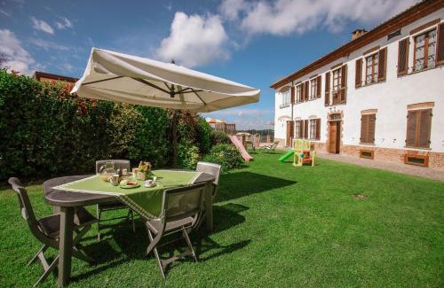 Cossombrato Apartamento | Il Pozzo Fiorito