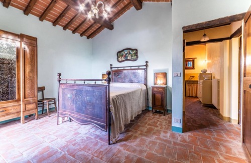 Marciano della Chiana Apartamento | "Il Querciolo" Apartment "Carnovalino" for 2 people in a farmhouse in Valdichiana, in the heart of Tuscany