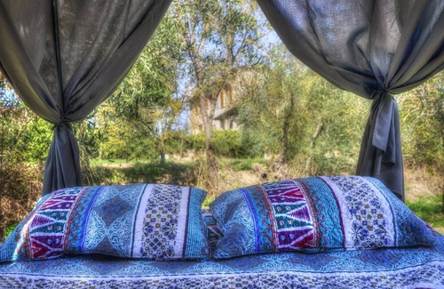 Collesanto Apartamento | Il Rustico: converted Umbrian taverna