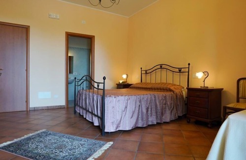 Santa Venerina Casa | Il Sentiero degli Ulivi