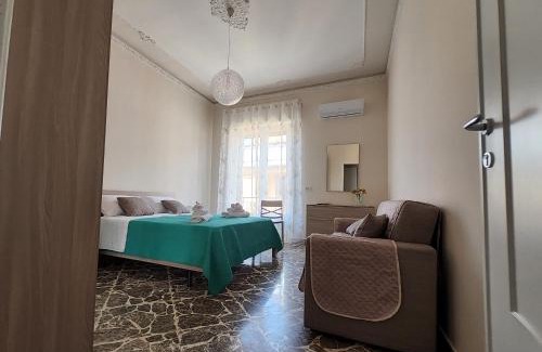 Stazzo Casa | IL SOLE SUL MARE a 100 m dal lungomare di Stazzo