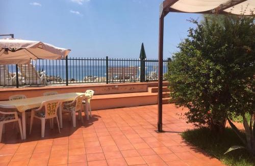 Cetraro Casa | Il terrazzino di Lulù