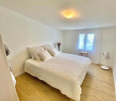 Senas Apartamento | Il y a le Soleil, la Campagne et la Mer