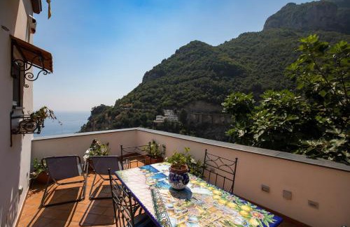 Chiesa Nuova Casa | Ilary House - De Vivo Realty Positano