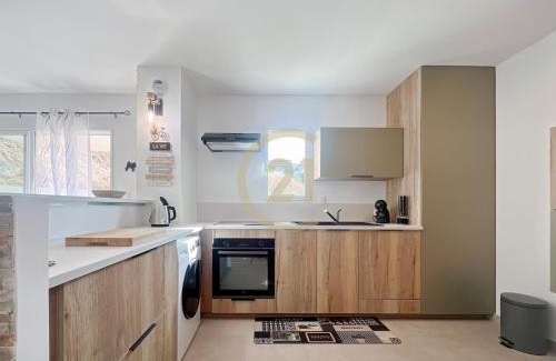 L'Ile-Rousse Apartamento | Ile Rousse T2 proche centre-ville