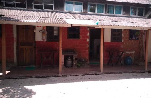 Paranagua Chalet De Esquí | Ilha do Mel - Praia Grande - Canto da Vó - Kitchenette amueblada para hasta 5 personas