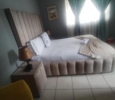 Umtata Cama Y Desayuno | Ilitha B&B