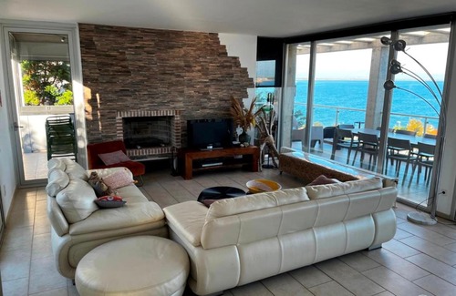 L'Escala Villa | Illa Mateua