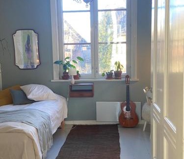 Turku Apartamento | Iloinen taiteilijakoti