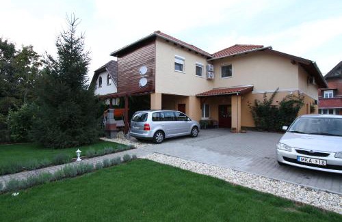 Komarom Apartamento | Ilona Apartmanház