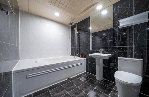 Baekseok-dong Hotel | Ilsan BS Hotel