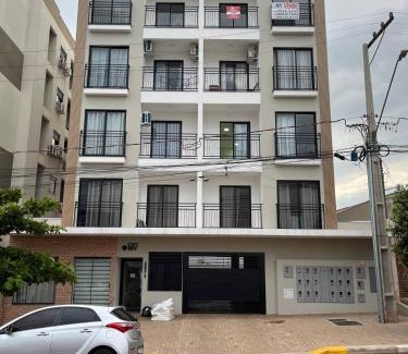 Tocantins Apartamento | Imóvel climatizado, localizado em um prédio novo e equipado com tudo o que você precisa para uma experiência de hospedagem incrível na cidade de Toledo.