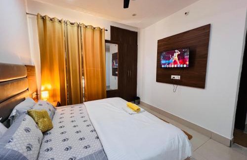 Tapovan Apartamento | Ima Ganga Hotel - Aesthetic, Quite Mountain View Rooms with netflix, free airport pickup for 7 or more nights booking