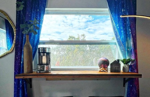Dripping Springs Cabina | Imagination Cabin @ 13 Acres Yoga/Meditation Retreat