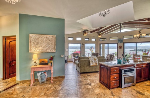 Tronadora Casa | Imagine sipping your morning coffee as the sun begins to rise just over Vulcan Arenal