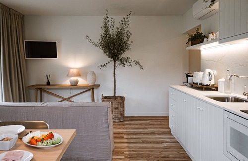 Lamego Villa | Imago Houses 1 - by MET